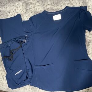 Sketchers Navy blue scrub top & bottom size M